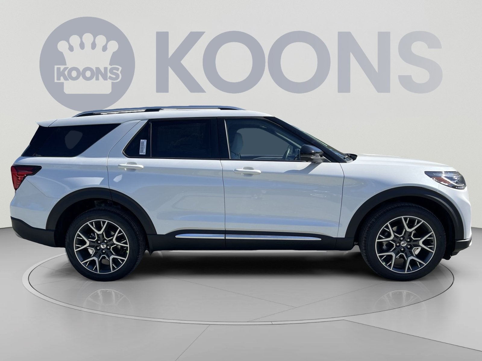 2027 Ford Explorer Platinum