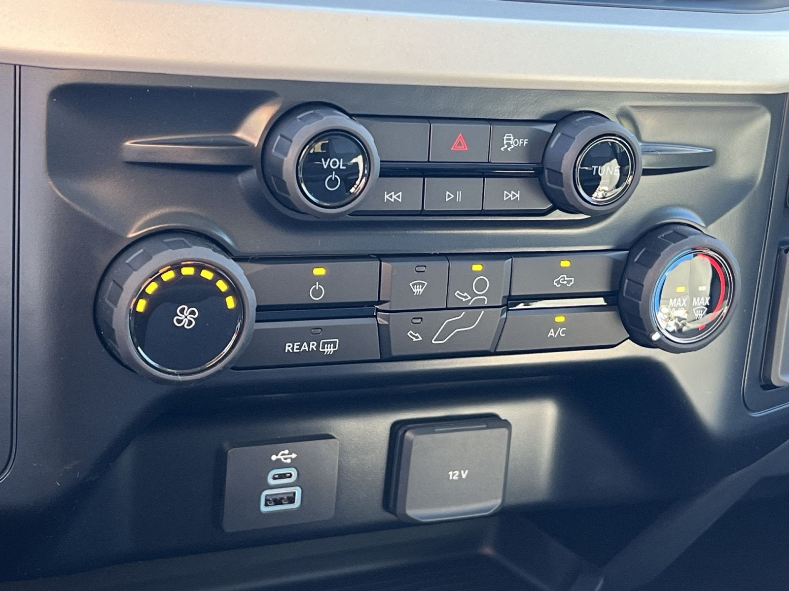 2027 Ford F-250SD XLT