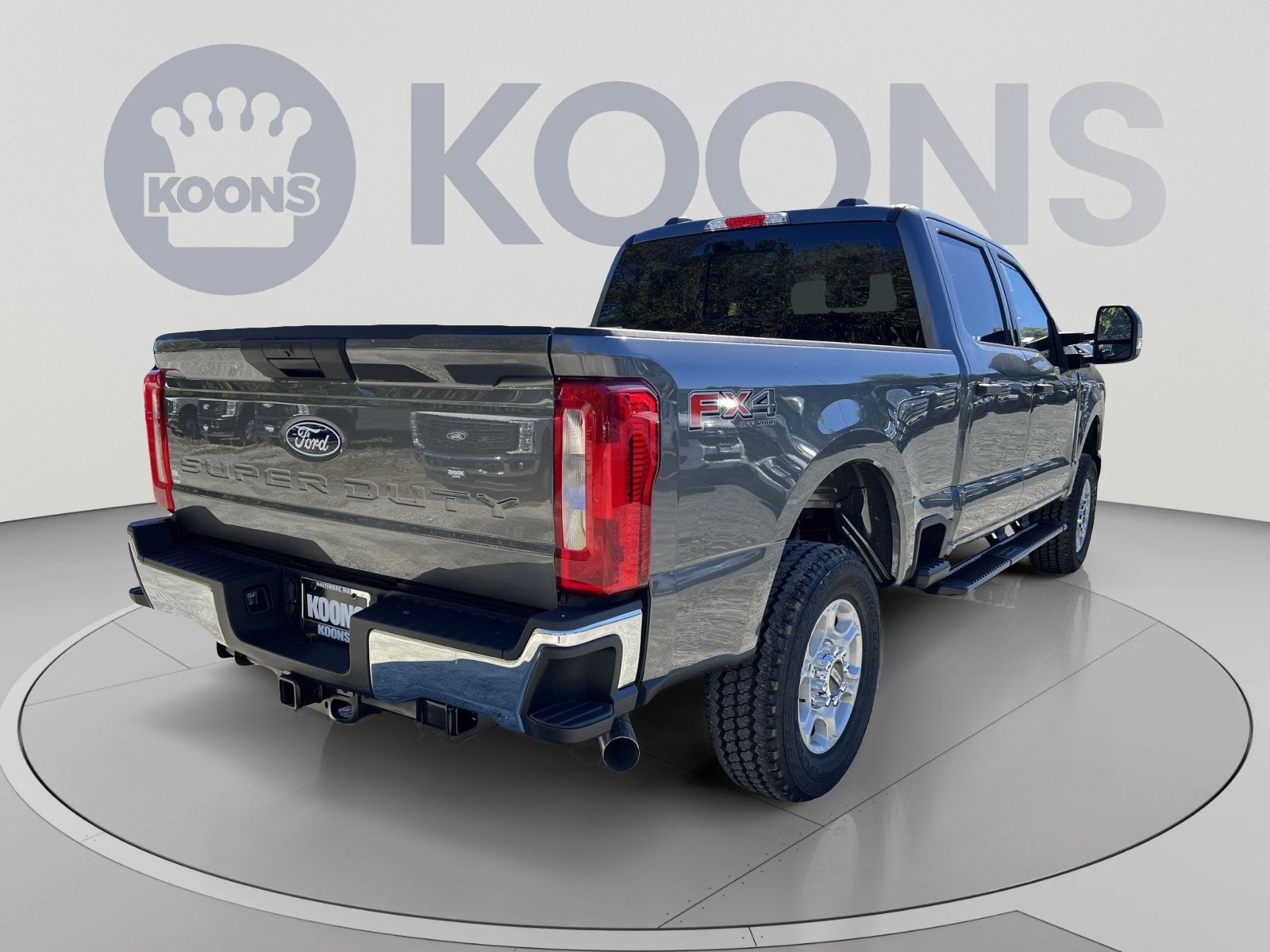 2027 Ford F-250SD XLT