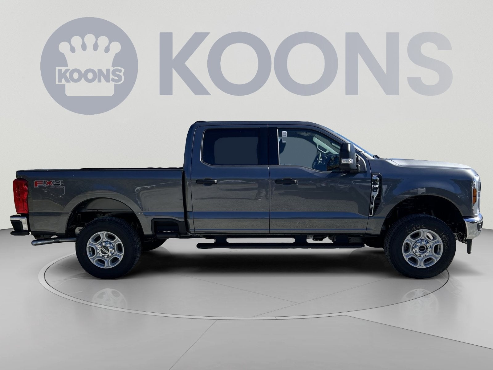2027 Ford F-250SD XLT