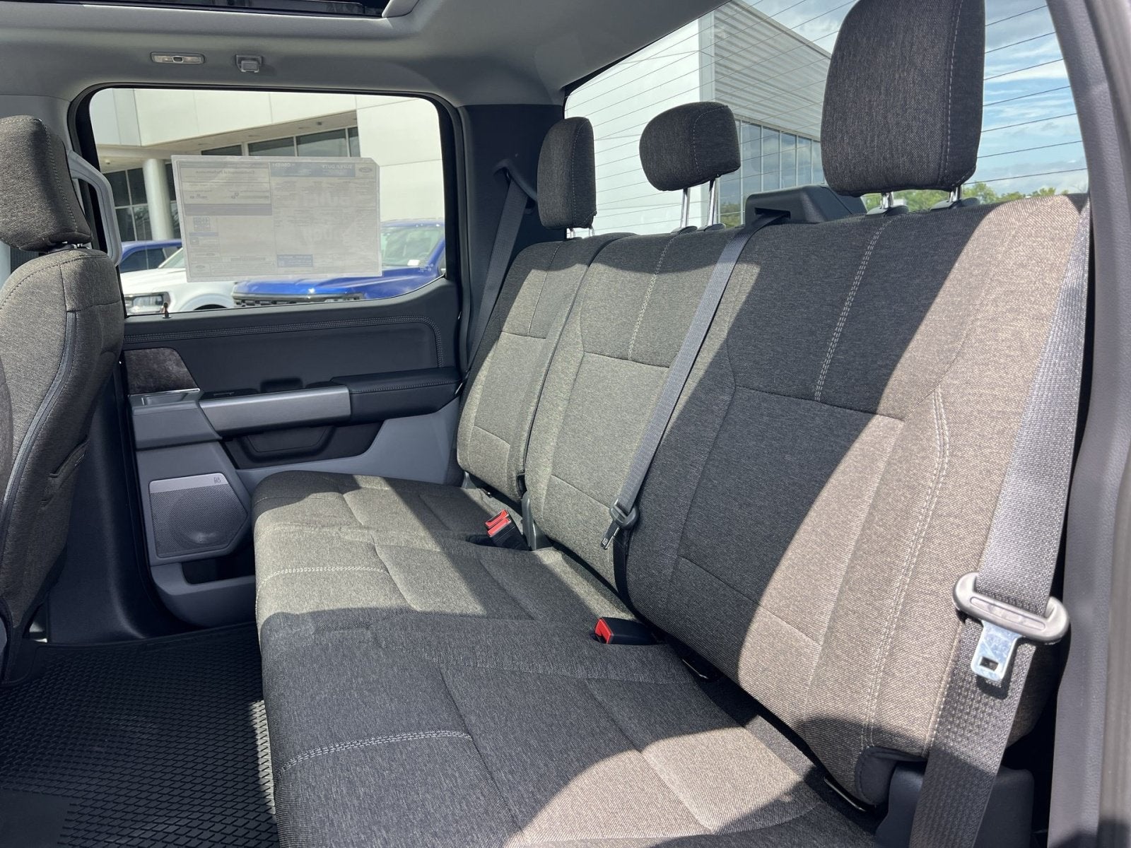 2027 Ford F-250SD XLT