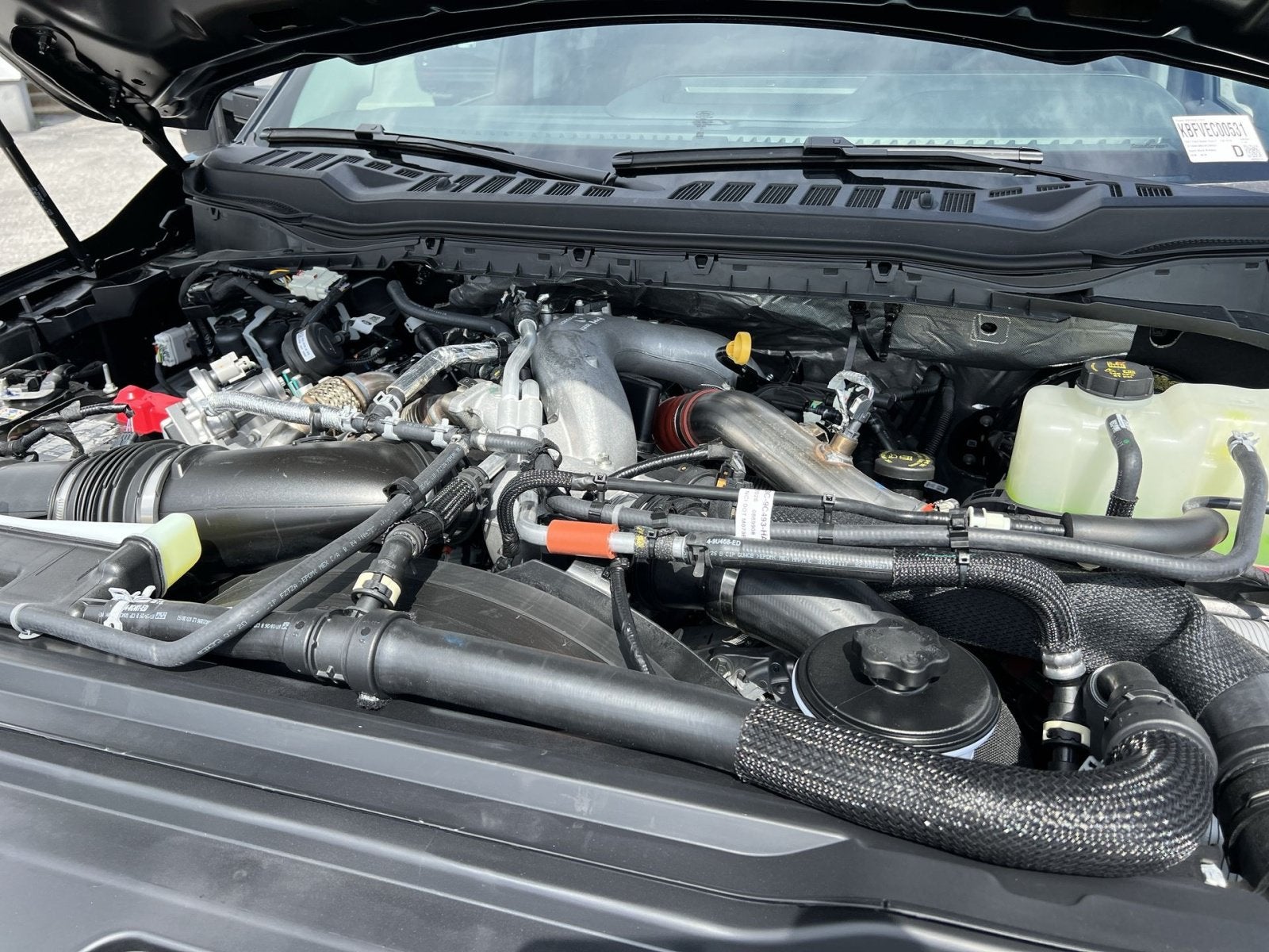 2027 Ford F-250SD XLT