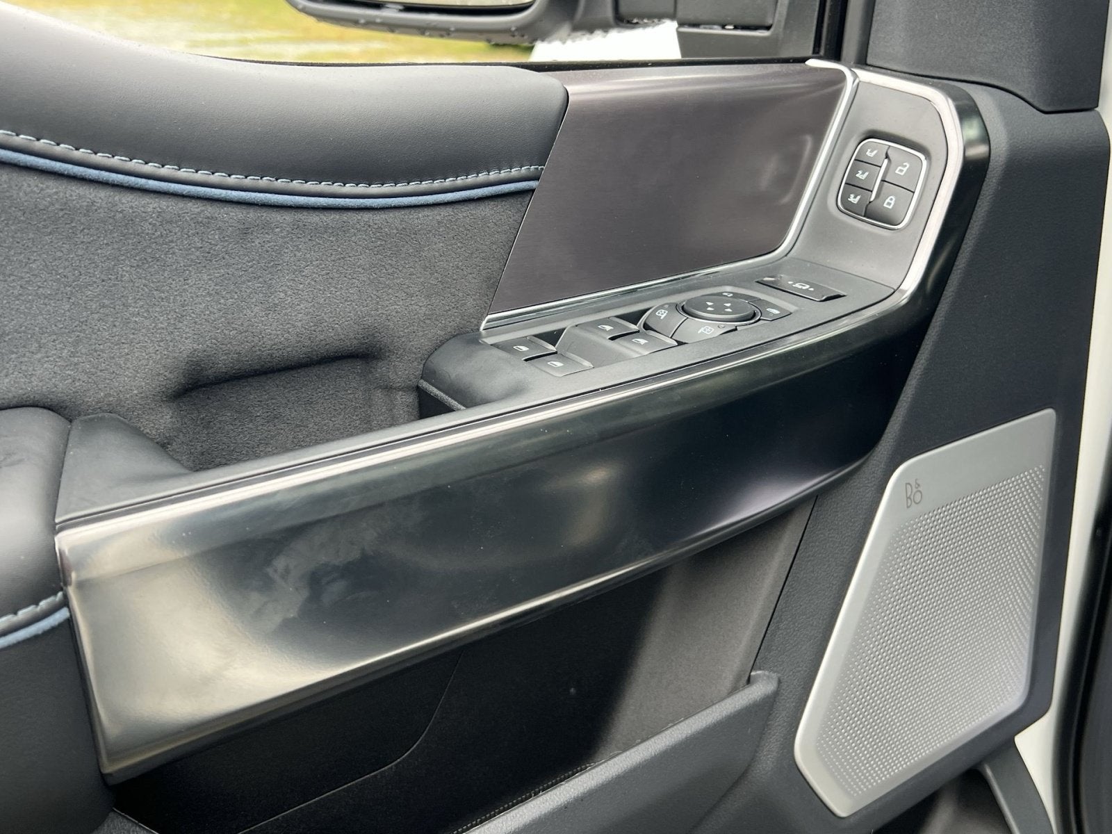 2027 Ford F-250SD Platinum