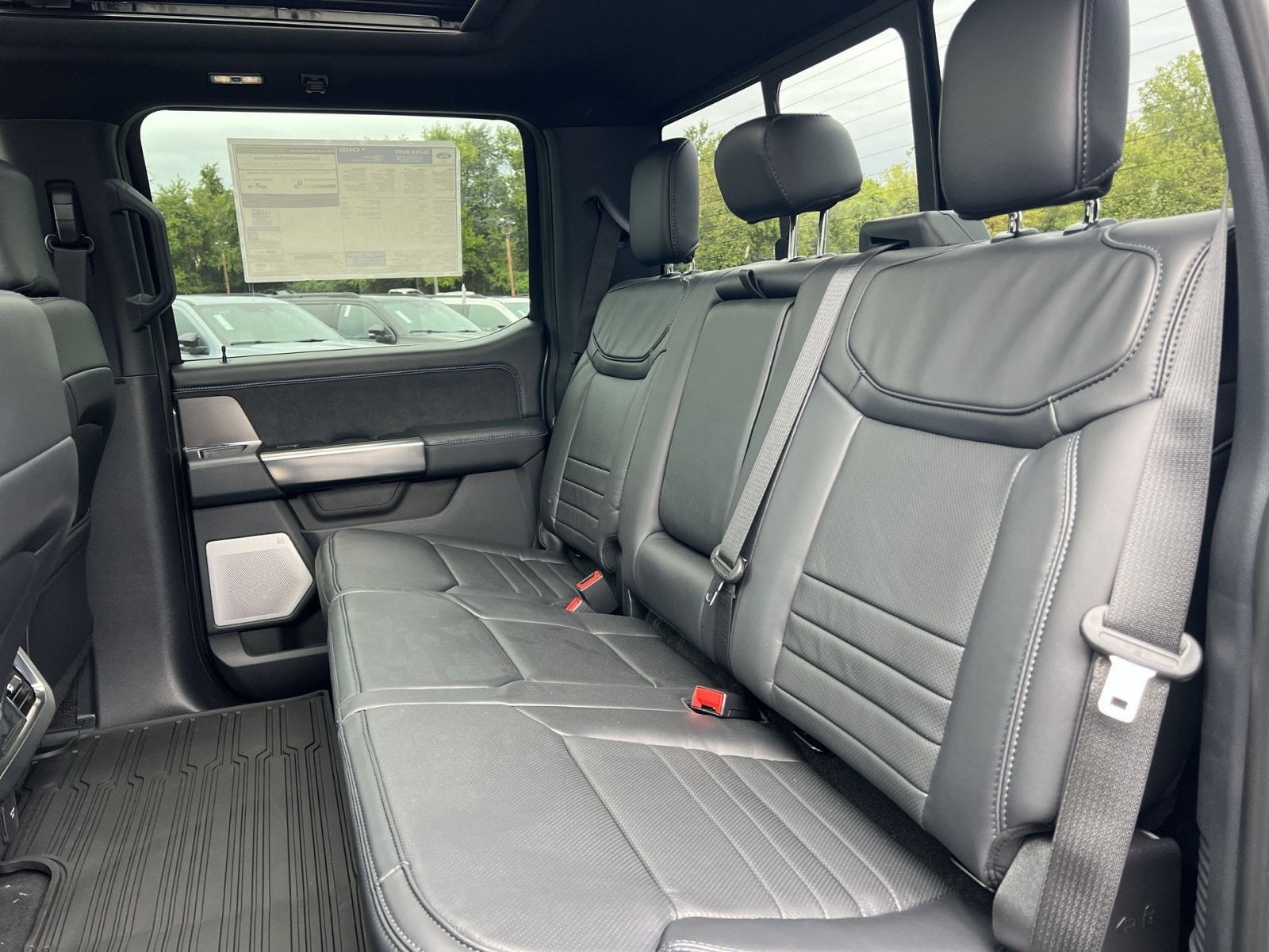 2027 Ford F-250SD Platinum