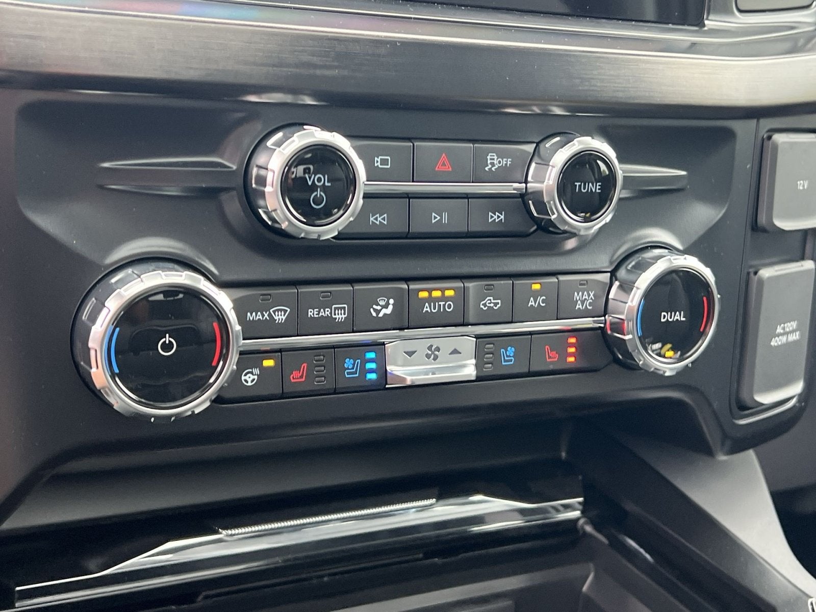 2027 Ford F-250SD Lariat
