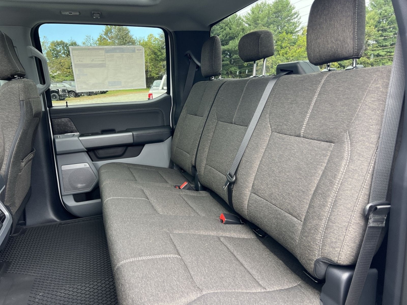 2027 Ford F-250SD XLT