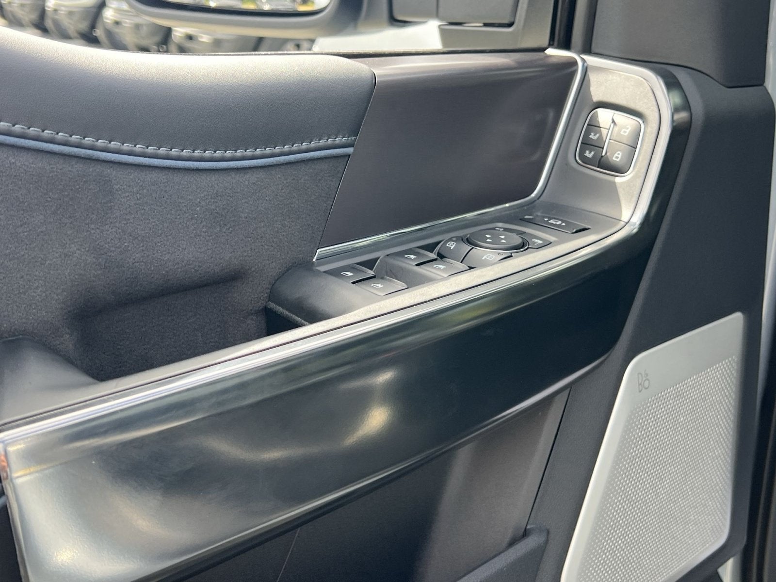 2027 Ford F-250SD Platinum