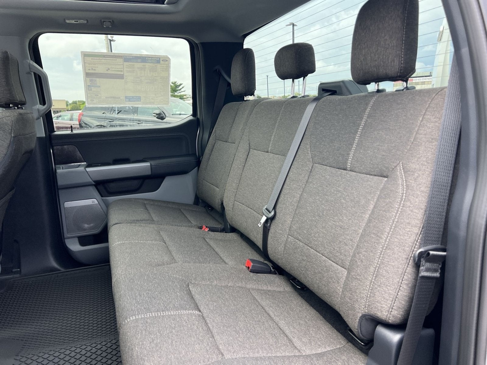 2027 Ford F-250SD XLT
