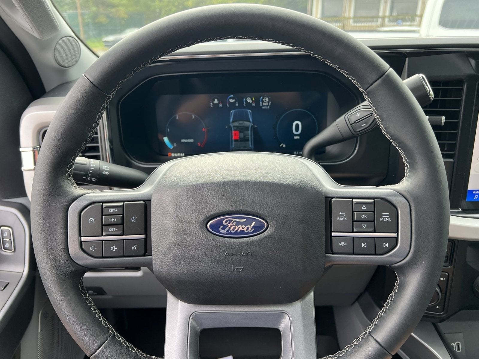 2027 Ford F-250SD XLT