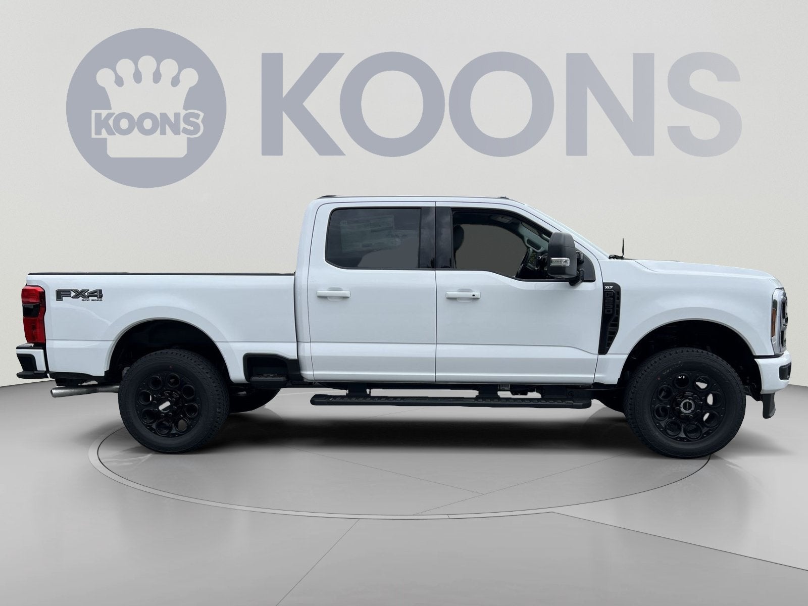 2027 Ford F-250SD XLT