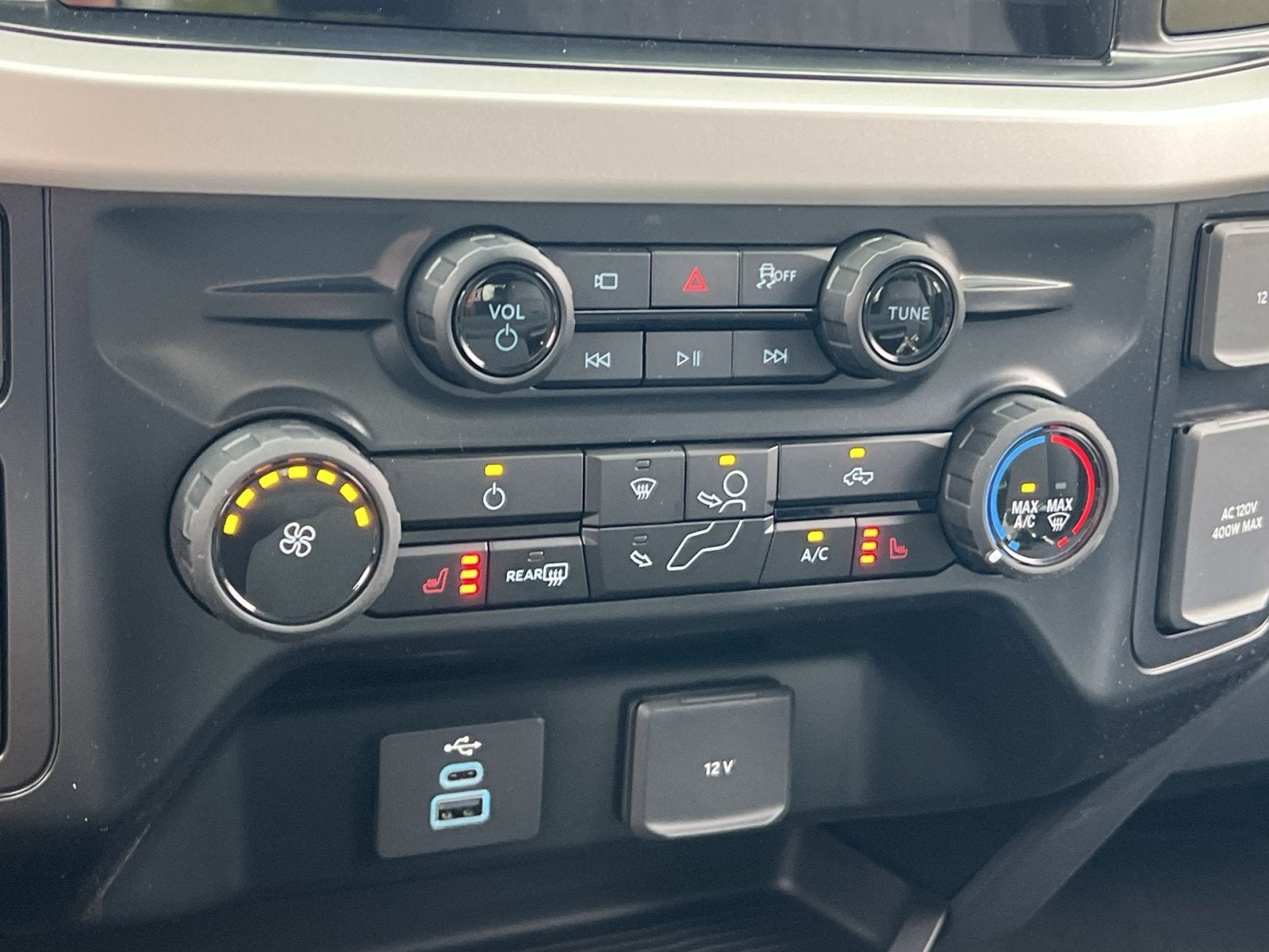 2027 Ford F-250SD XLT