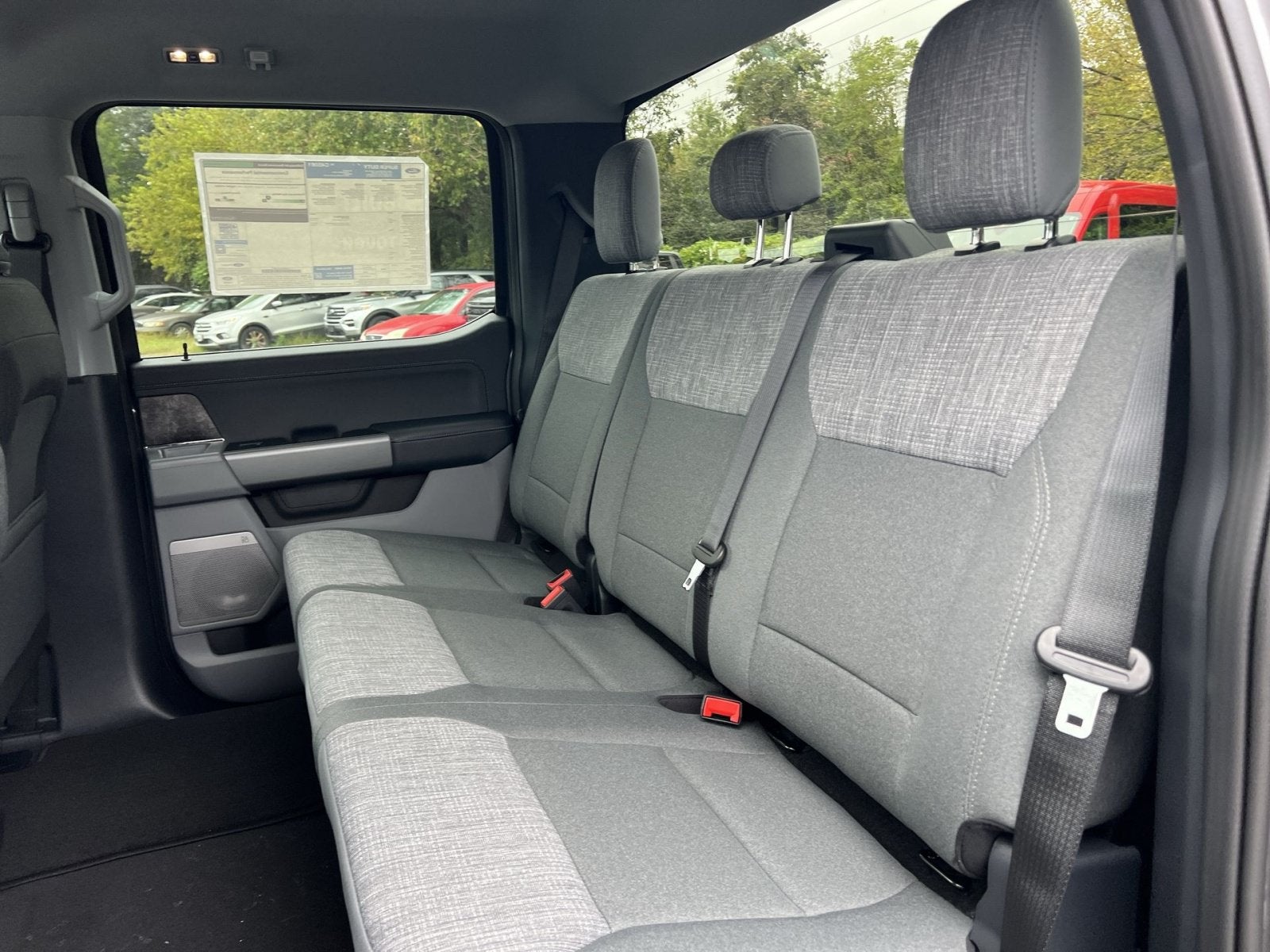 2027 Ford F-250SD XLT