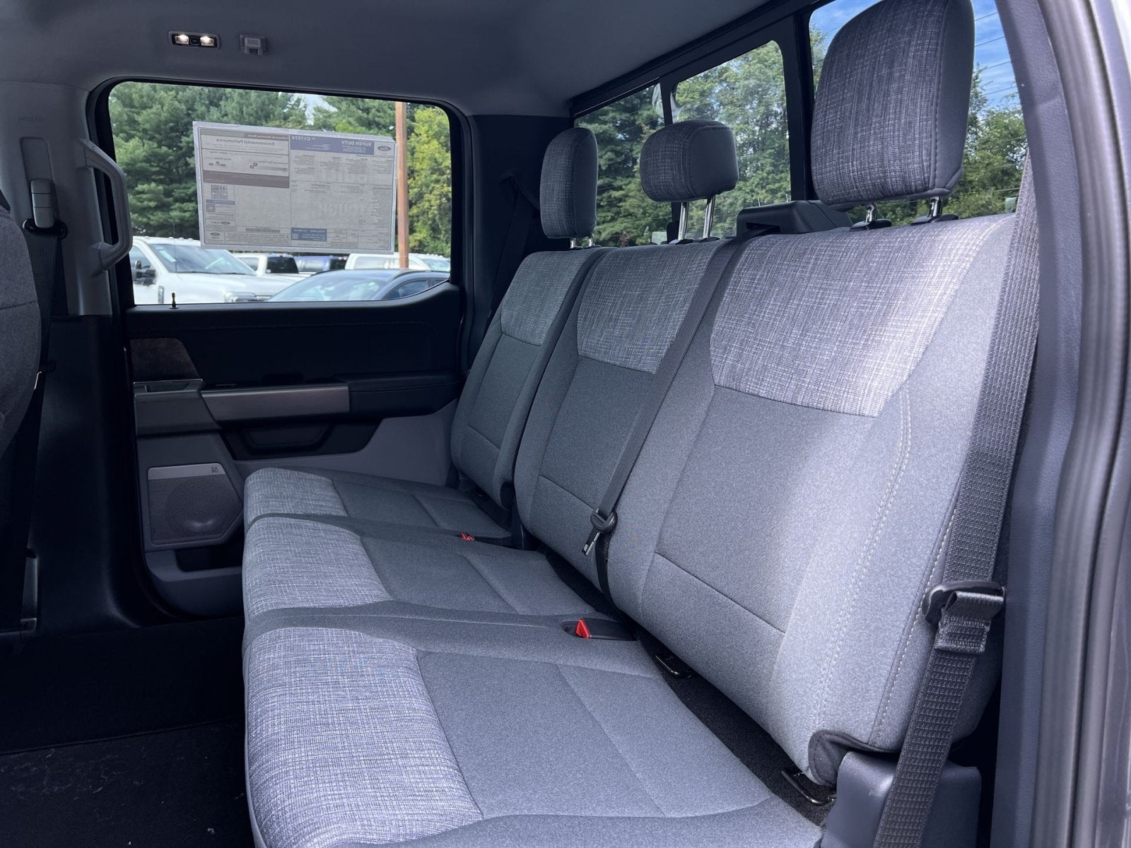 2027 Ford F-250SD XLT