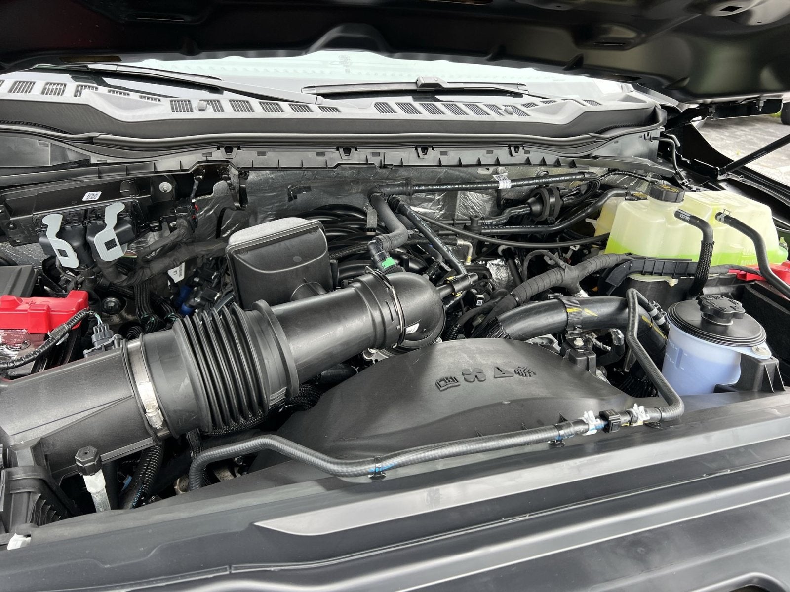 2027 Ford F-250SD XLT