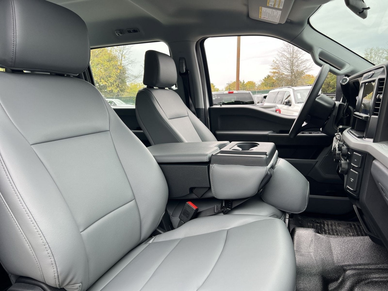 2027 Ford F-250SD XL