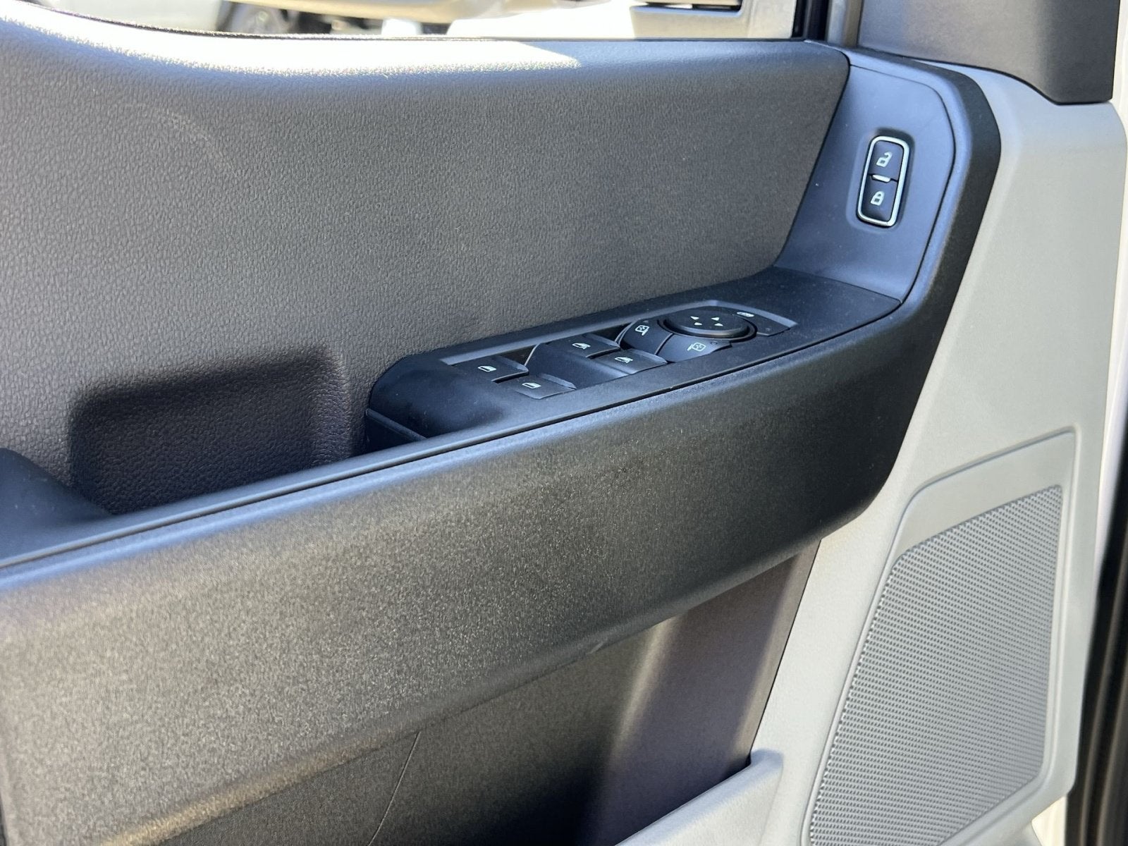 2027 Ford F-250SD XL