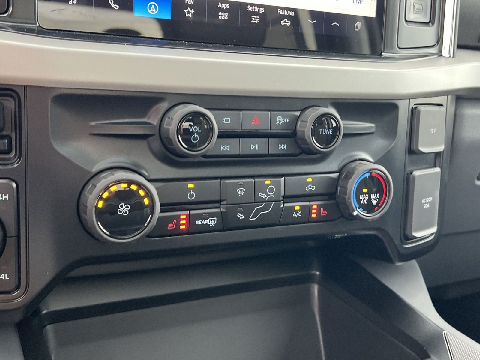 2027 Ford F-250SD XLT