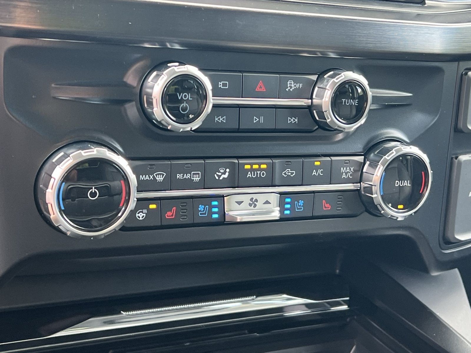 2027 Ford F-250SD Lariat