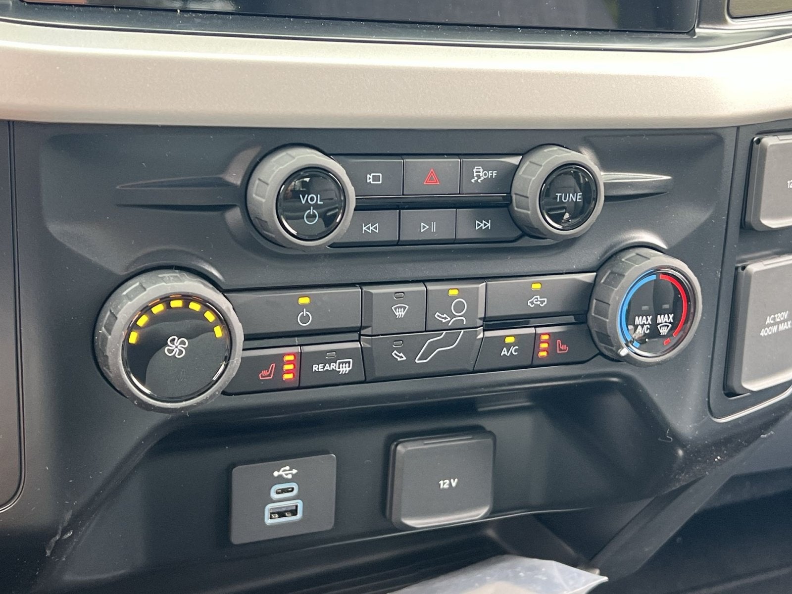 2027 Ford F-250SD XLT