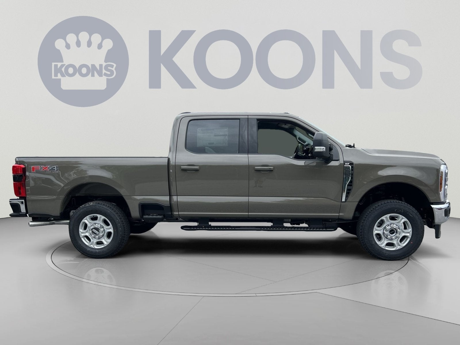 2027 Ford F-250SD XLT