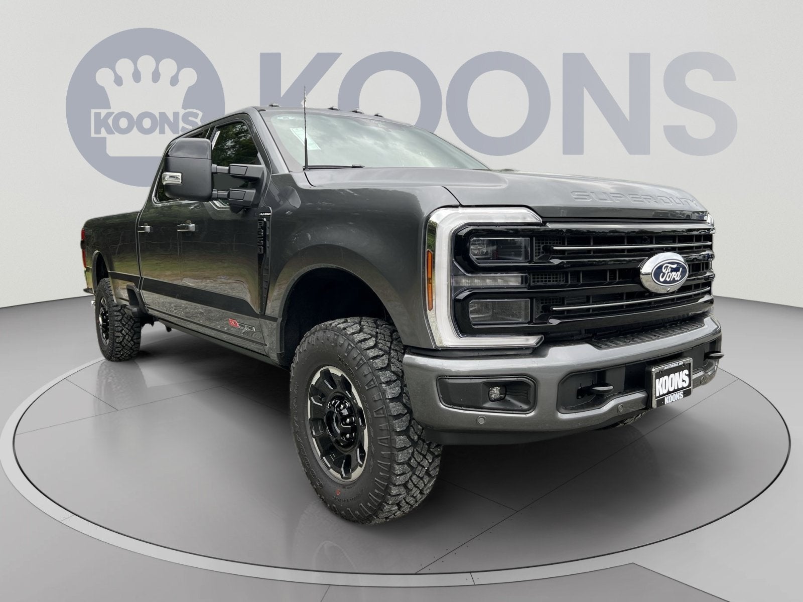 2027 Ford F-350SD Platinum