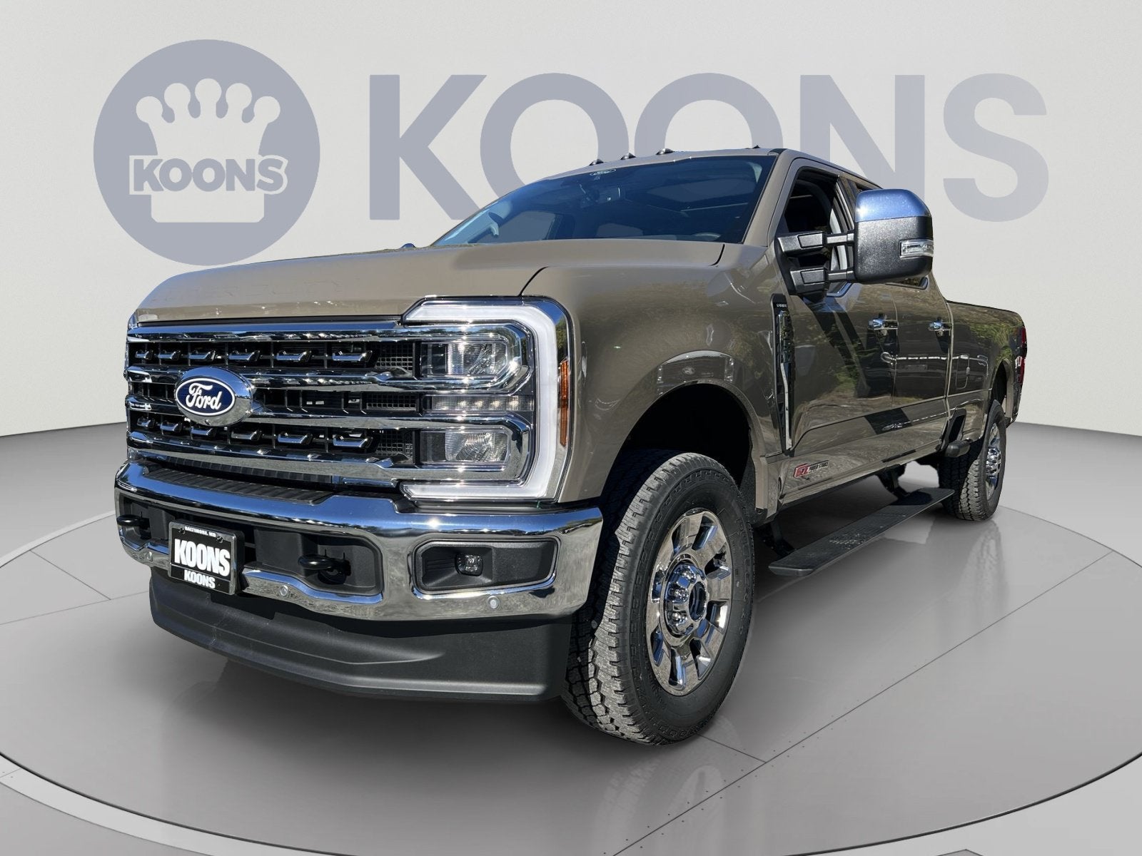 2027 Ford F-350SD Lariat