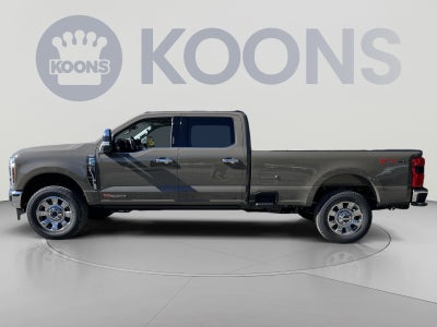 2027 Ford F-350SD Lariat