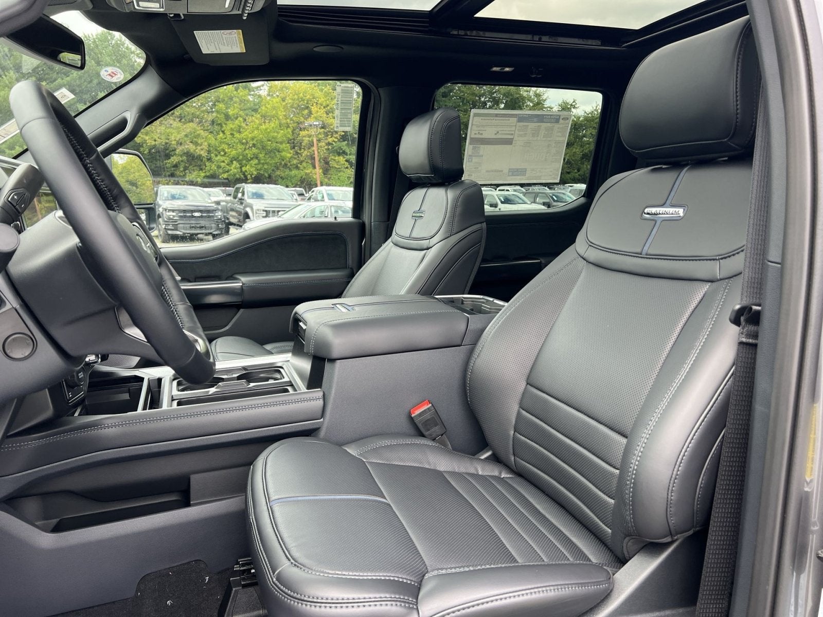 2027 Ford F-350SD Platinum