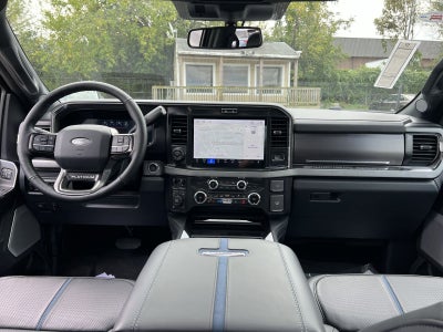 2027 Ford F-350SD Platinum