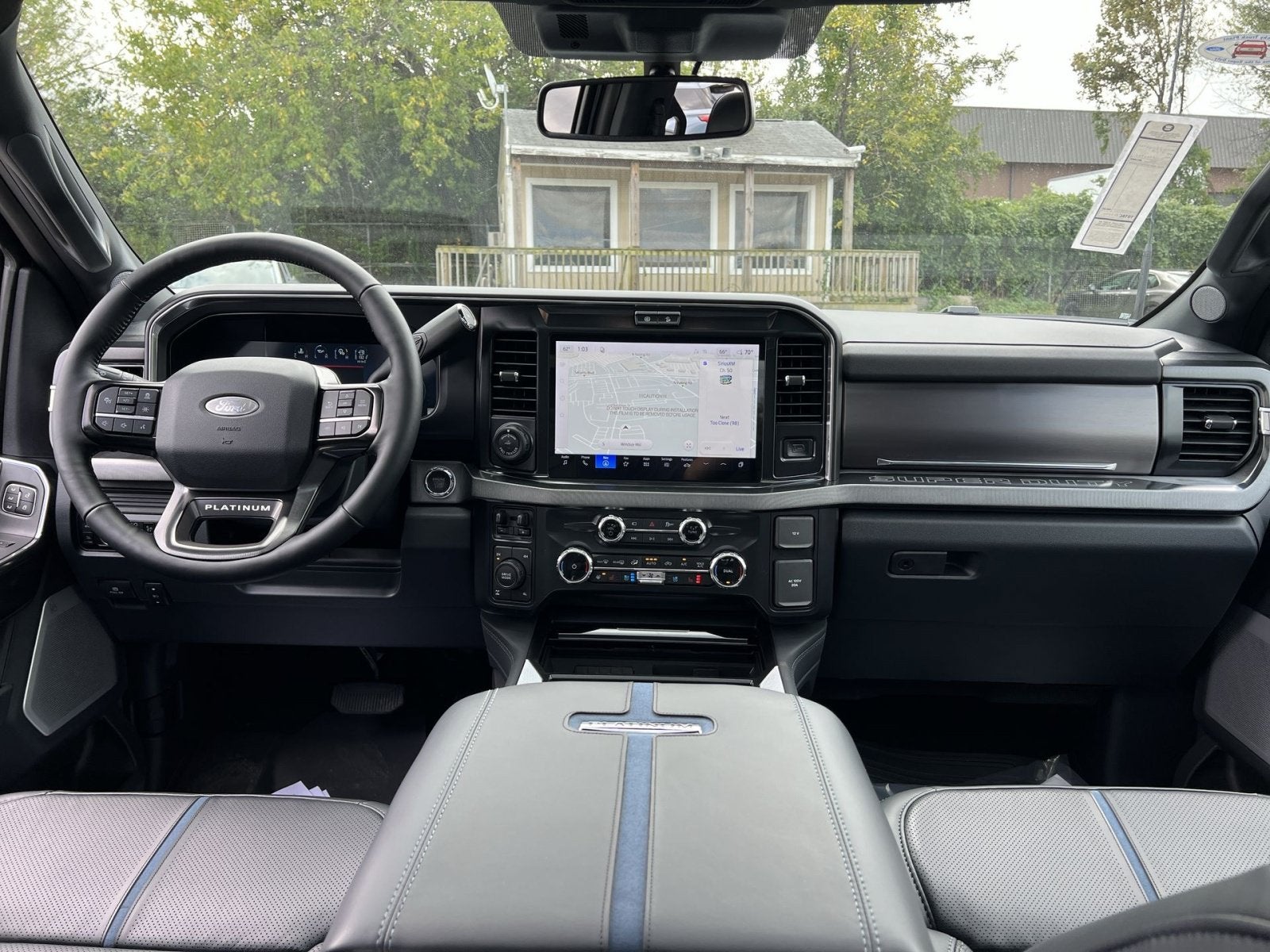 2027 Ford F-350SD Platinum