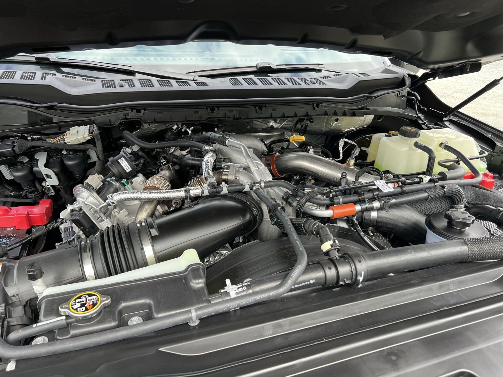 2027 Ford F-350SD Platinum