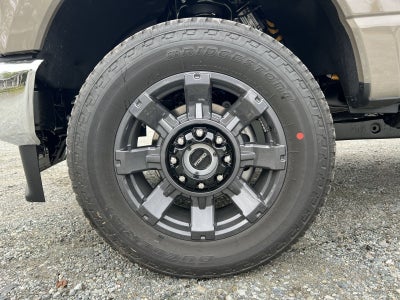 2027 Ford F-350SD Lariat