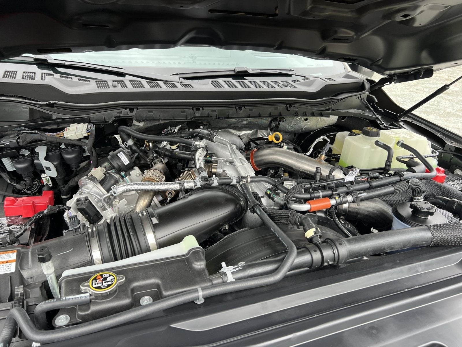 2027 Ford F-350SD Lariat