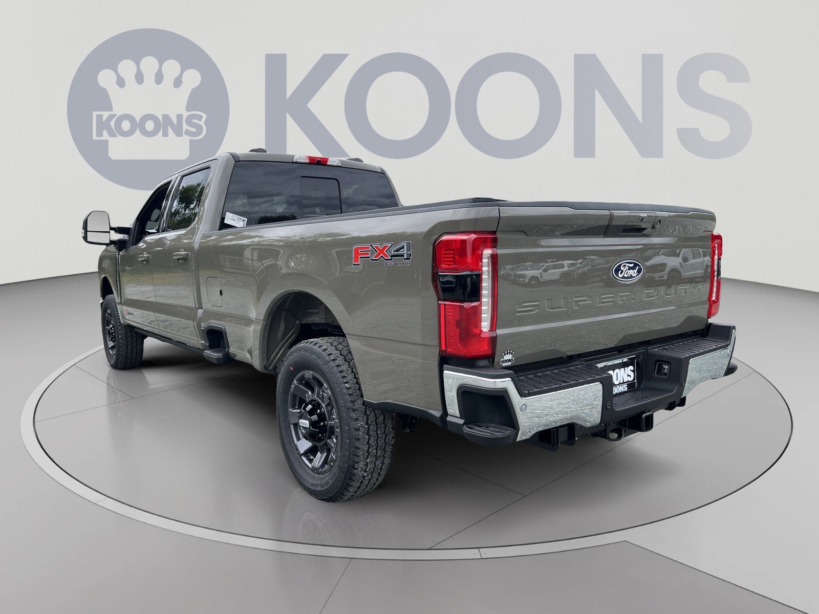 2027 Ford F-350SD Lariat