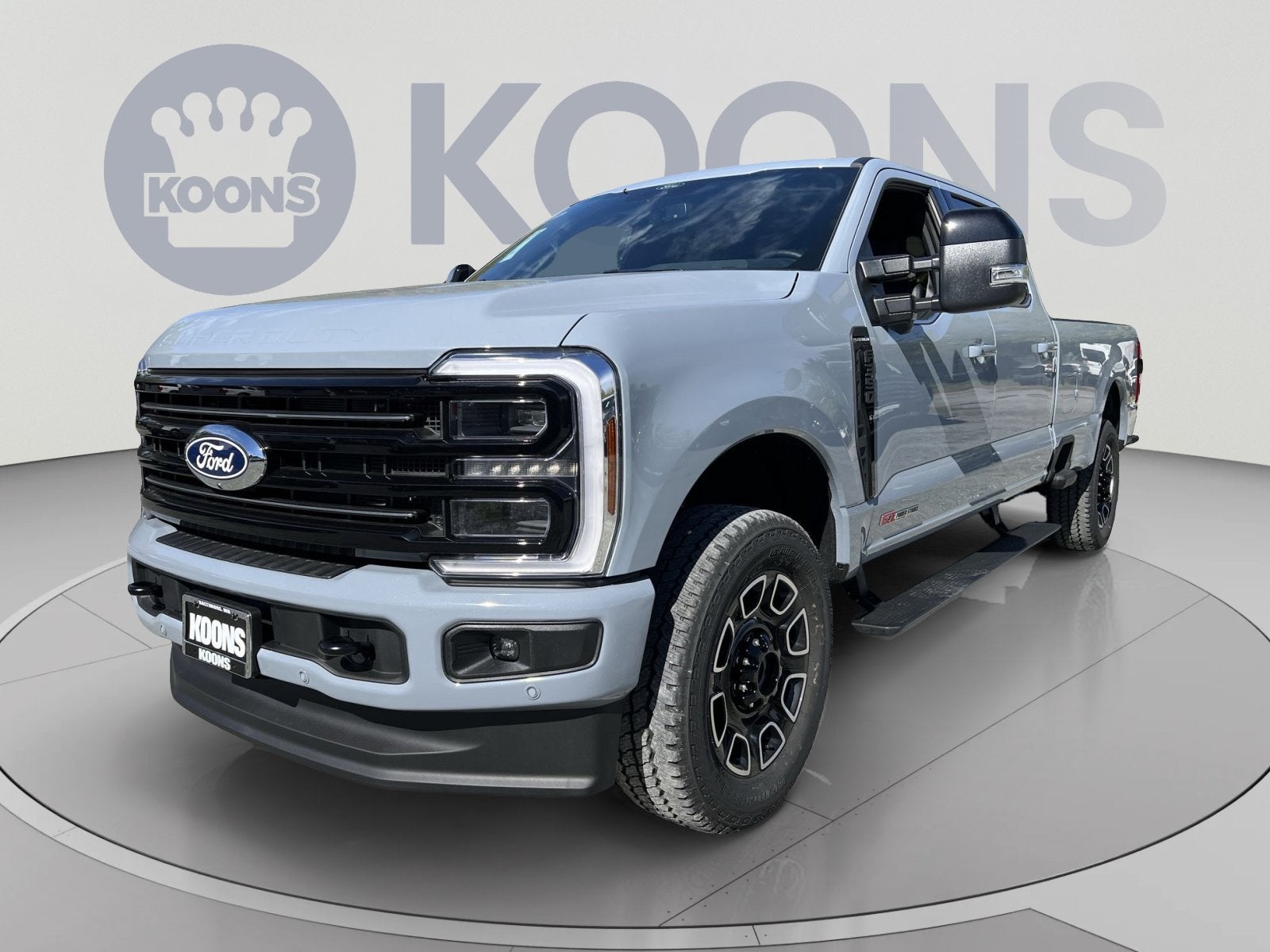 2027 Ford F-350SD Platinum