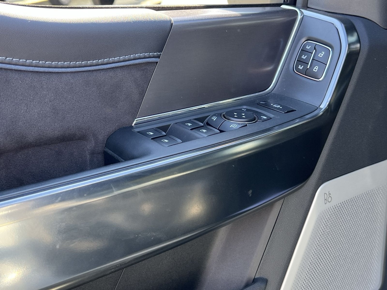 2027 Ford F-350SD Platinum