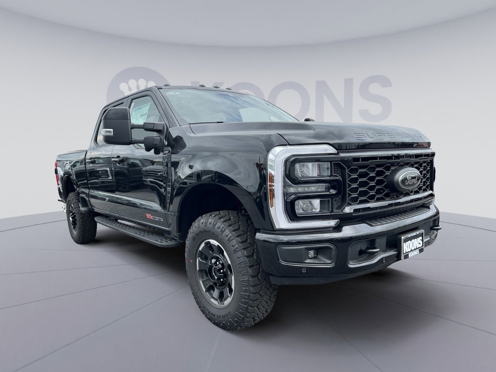 2025 Ford F-350SD Lariat