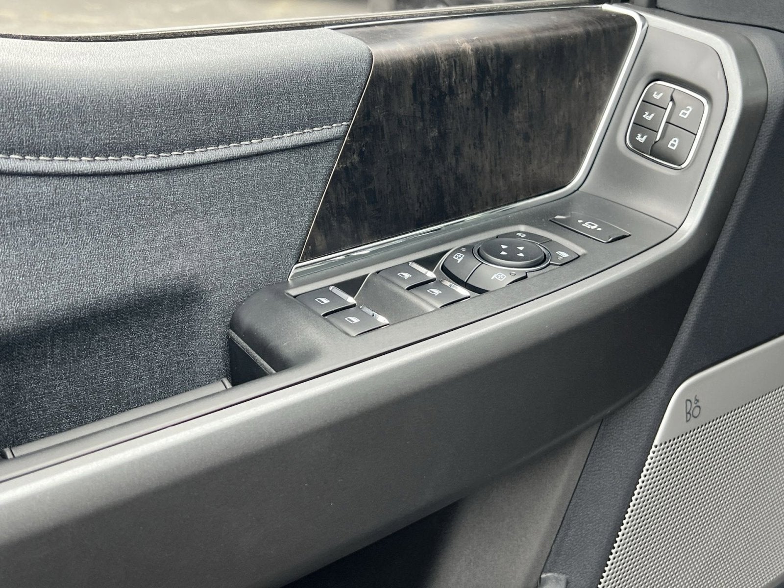 2025 Ford F-350SD Lariat