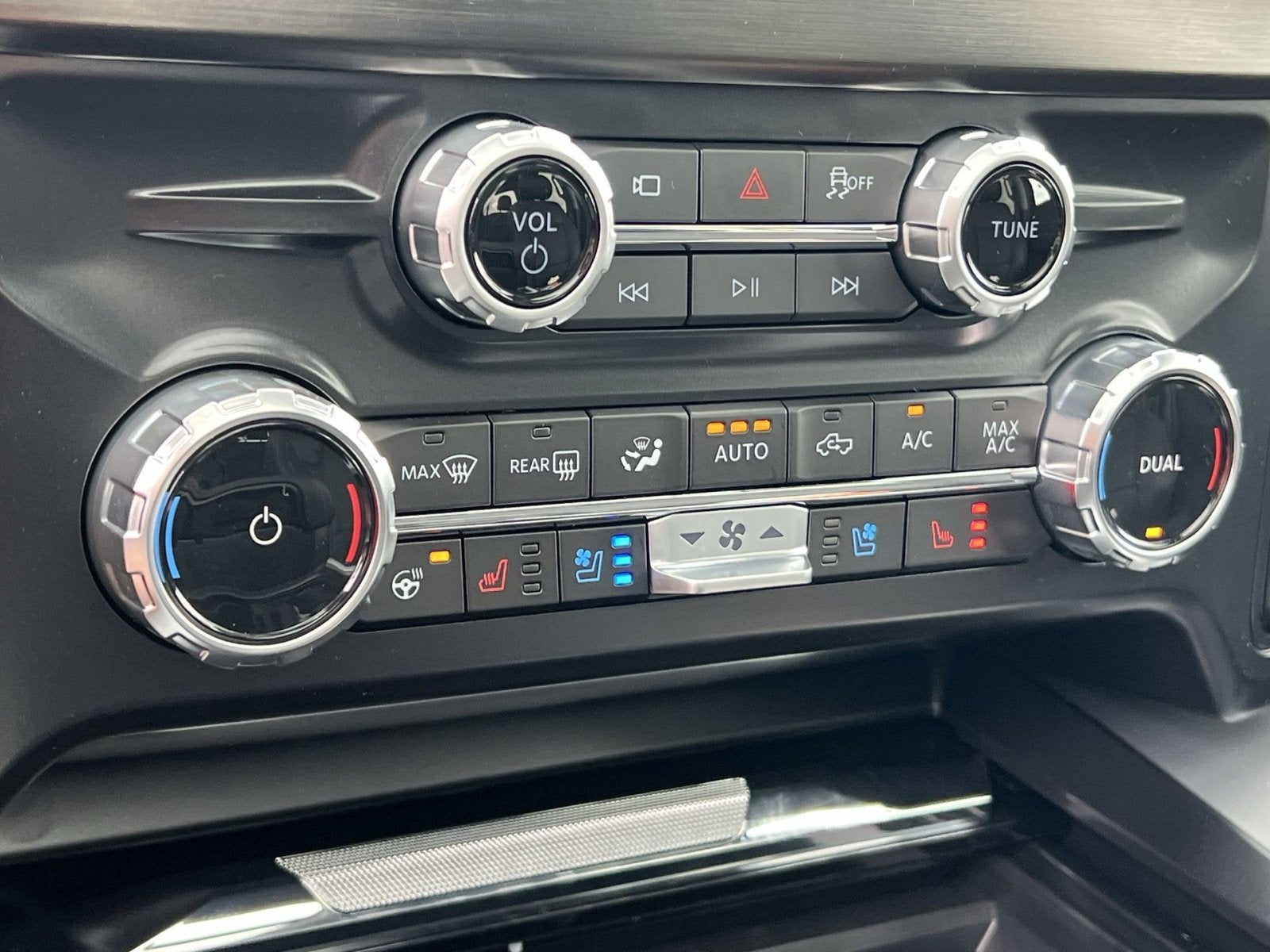 2025 Ford F-350SD Lariat