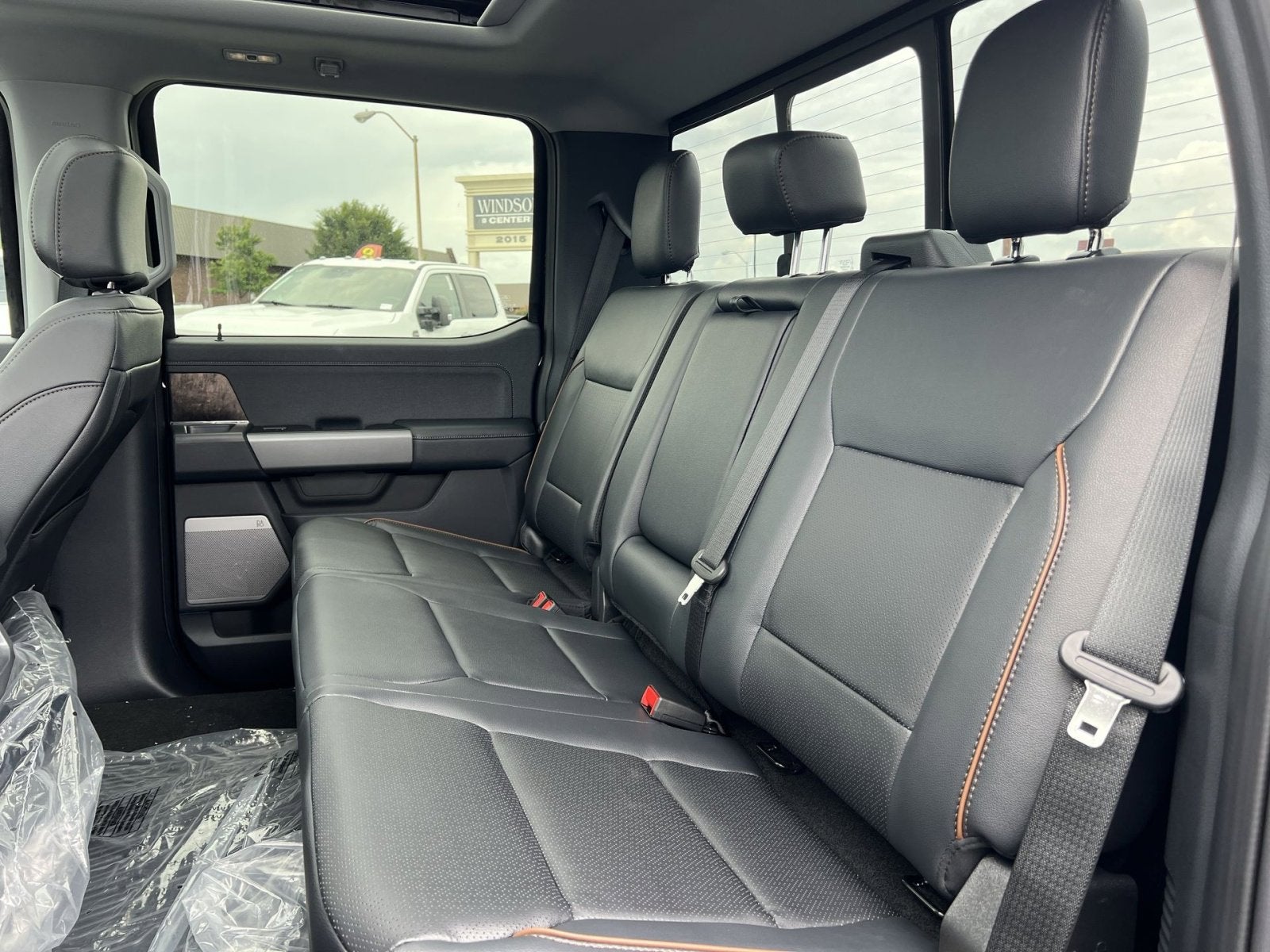 2025 Ford F-350SD Lariat