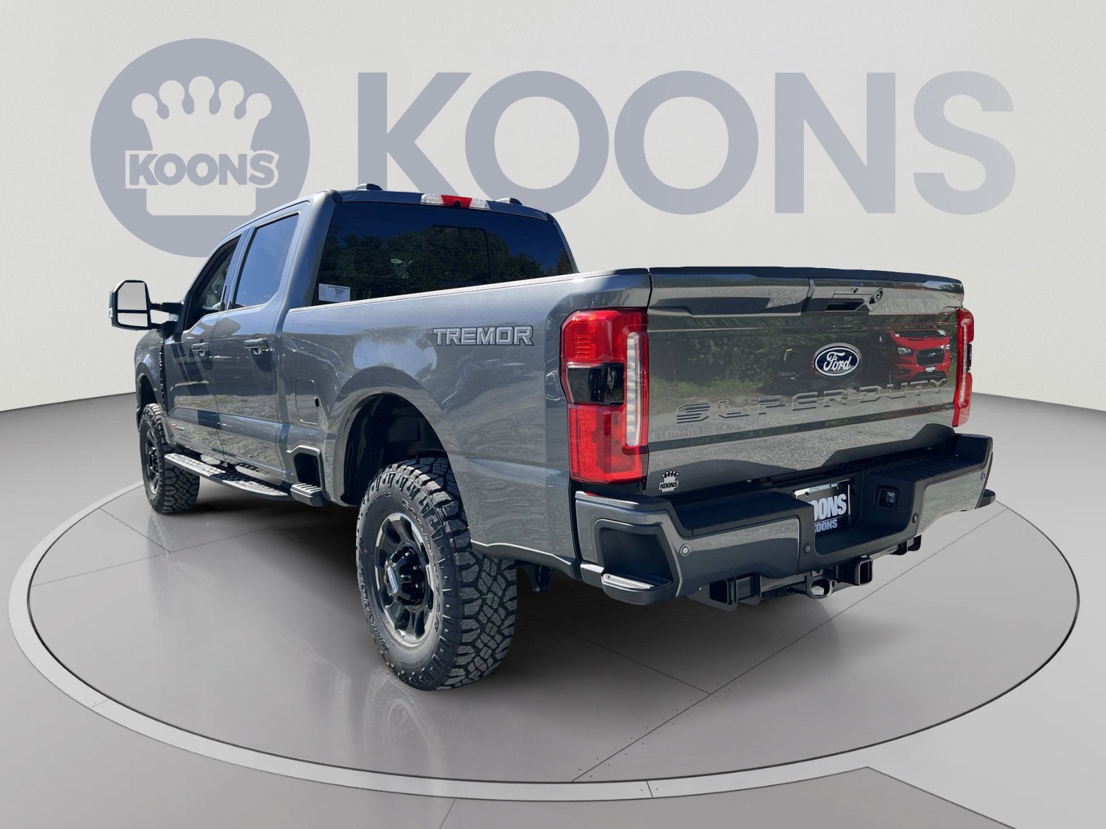 2027 Ford F-350SD Lariat