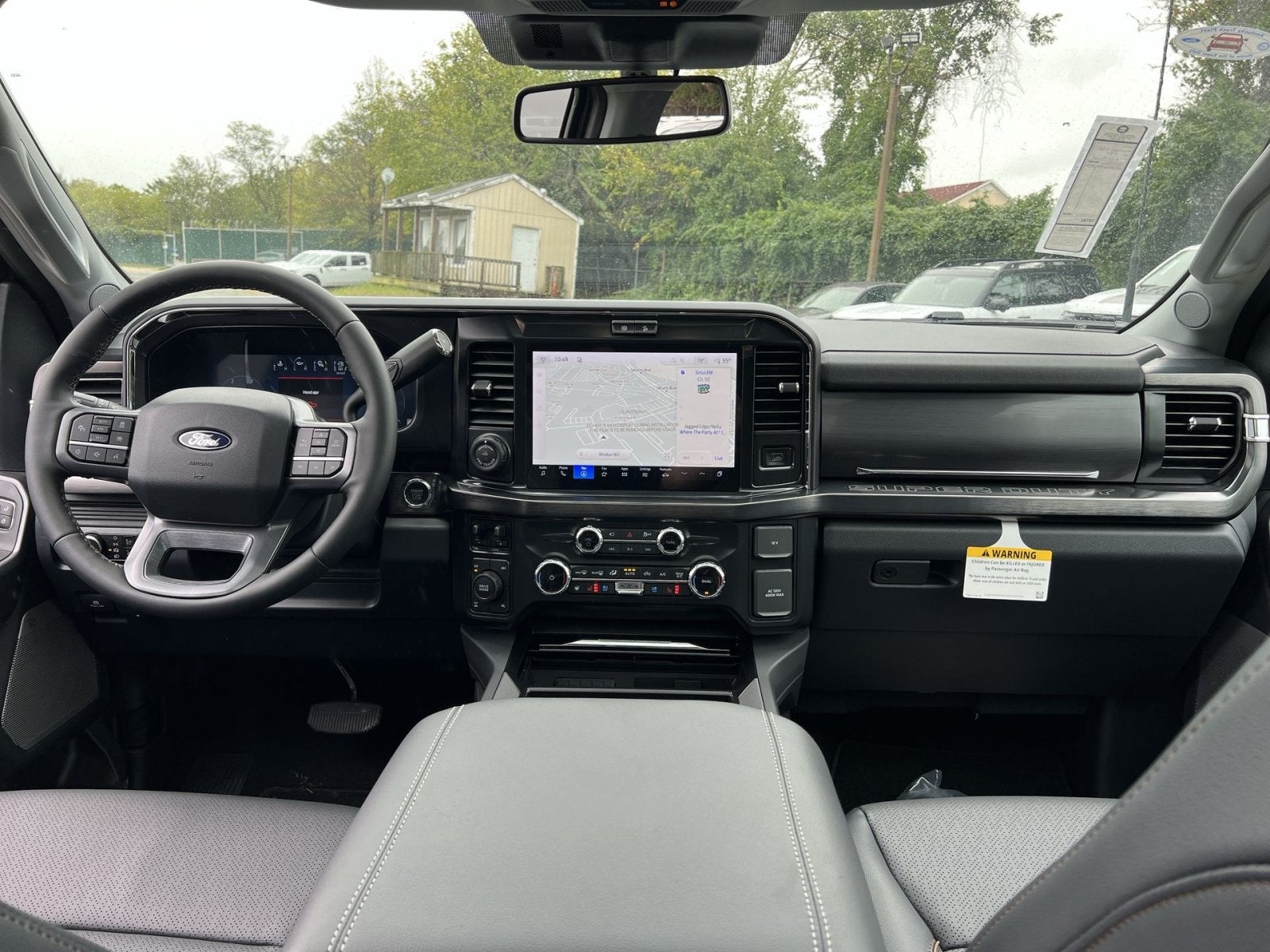 2027 Ford F-350SD Lariat