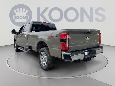 2027 Ford F-350SD Lariat