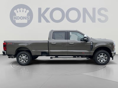 2027 Ford F-350SD Lariat