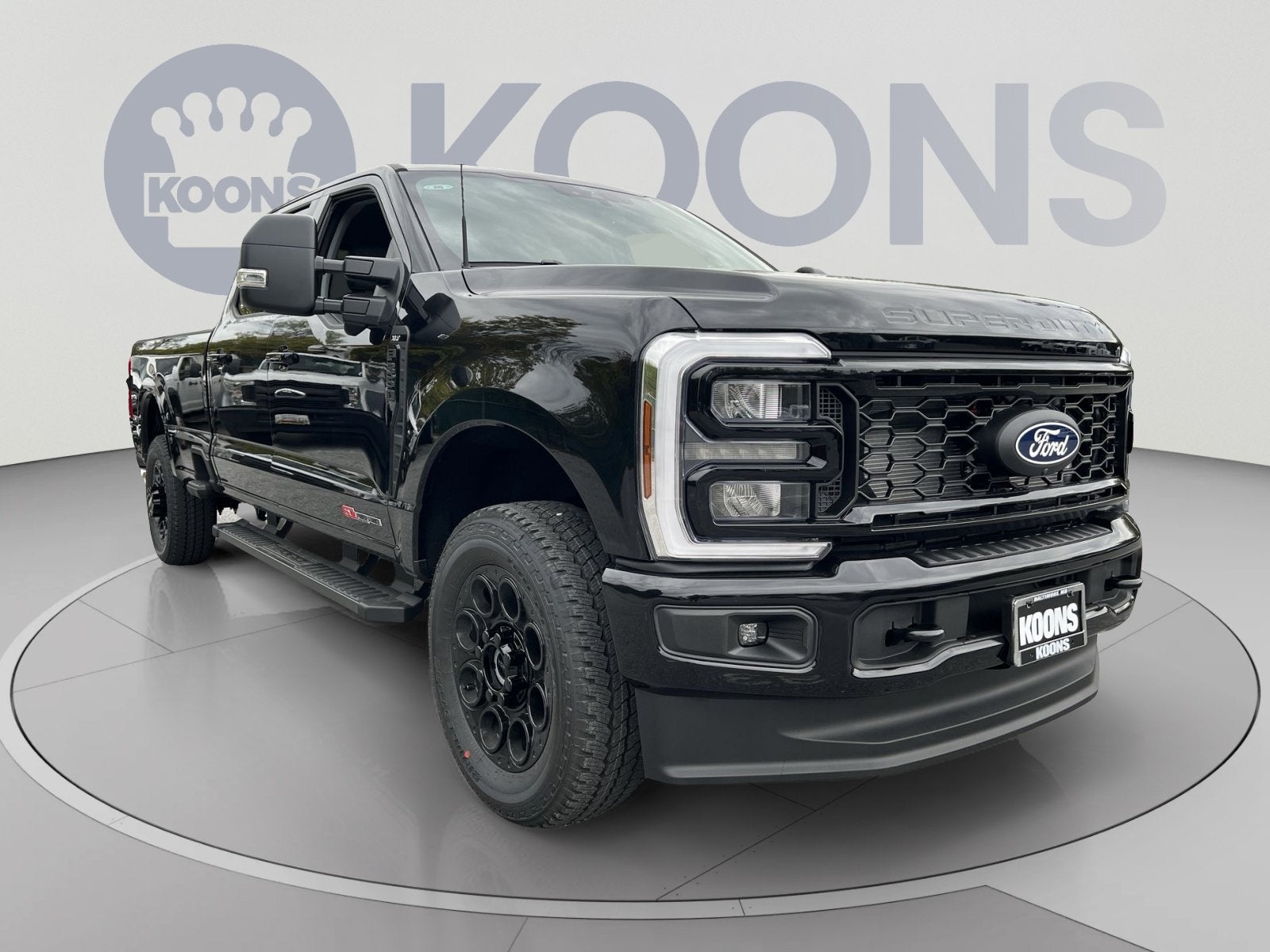 2027 Ford F-350SD XLT