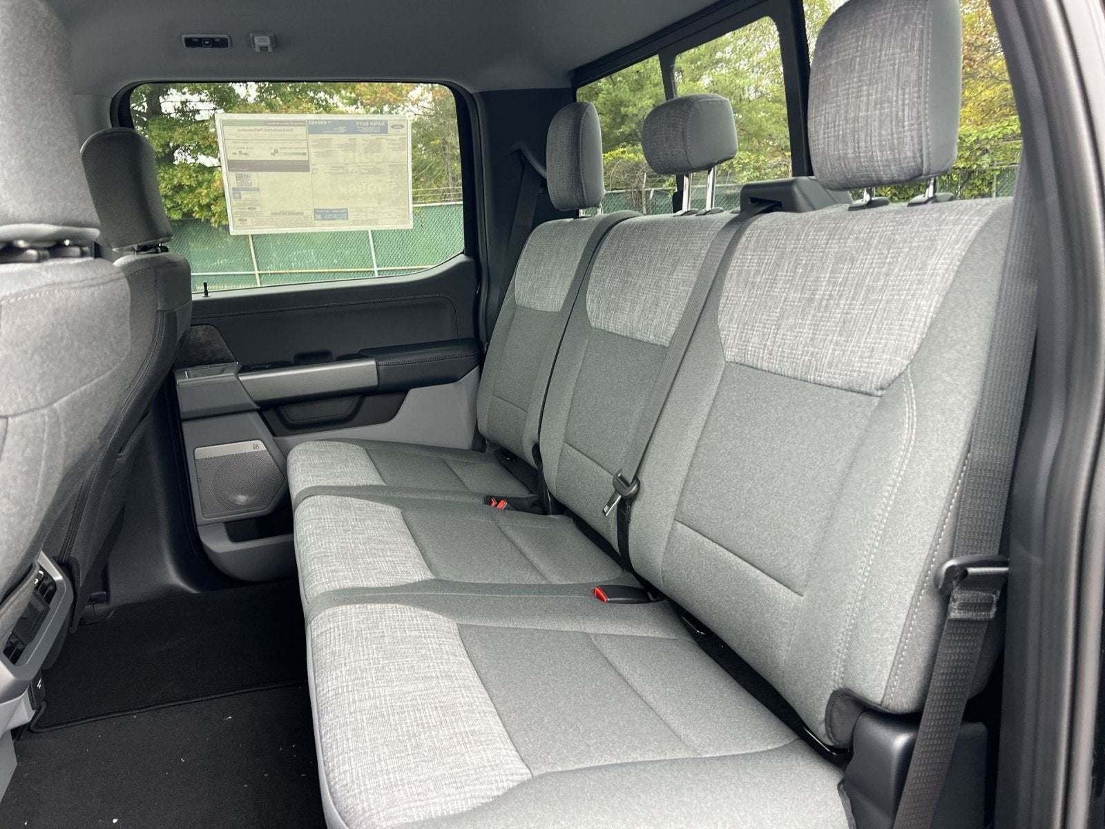 2027 Ford F-350SD XLT