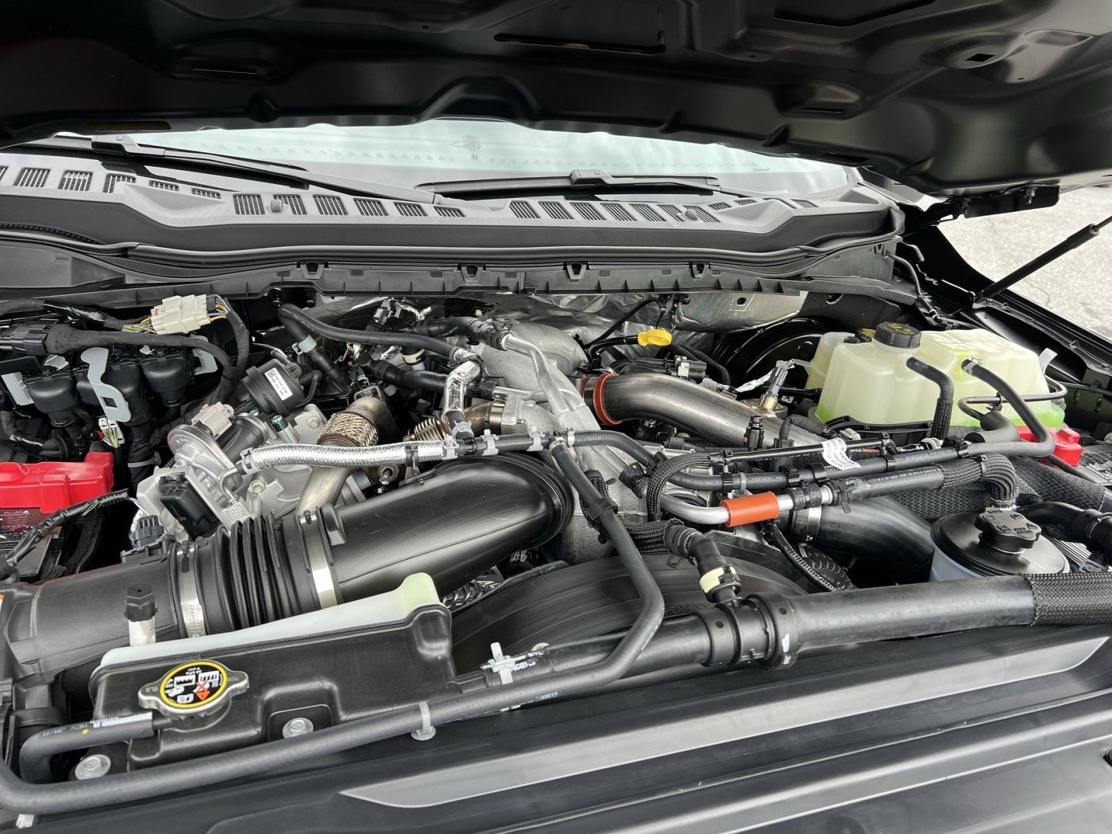 2027 Ford F-350SD XLT