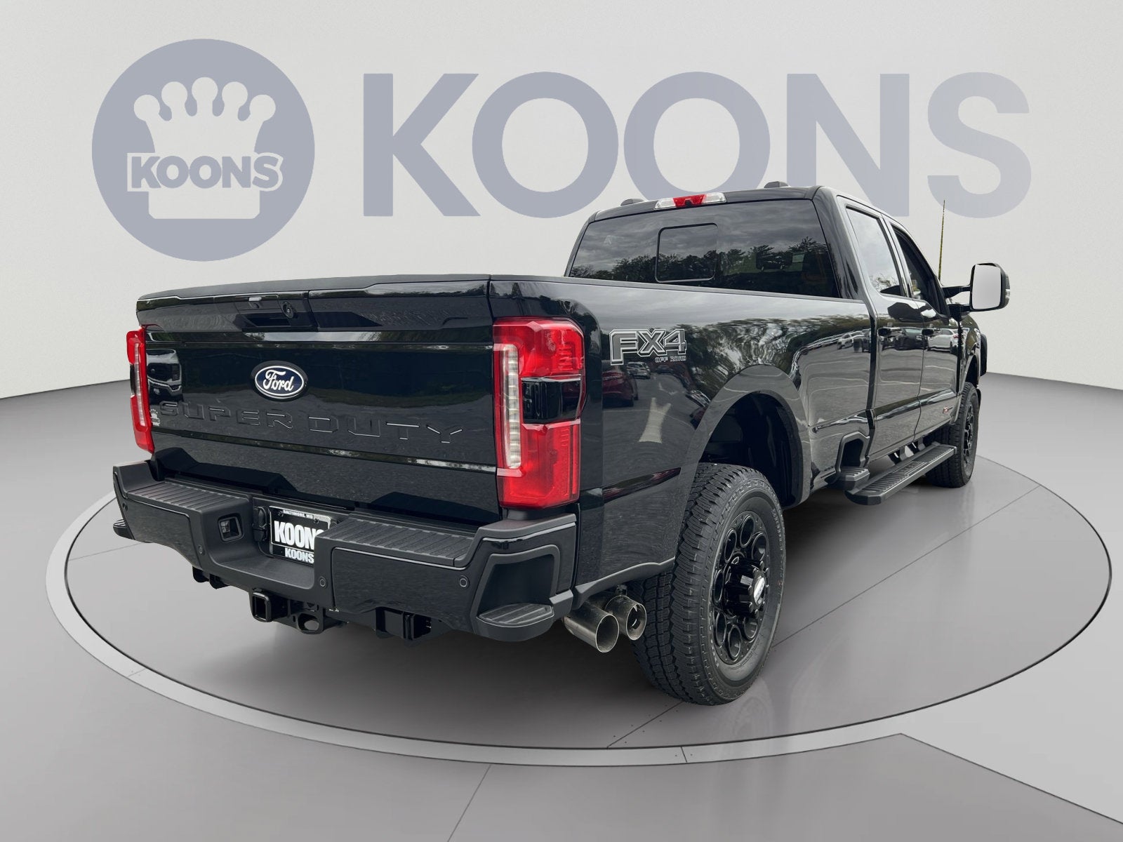 2027 Ford F-350SD XLT