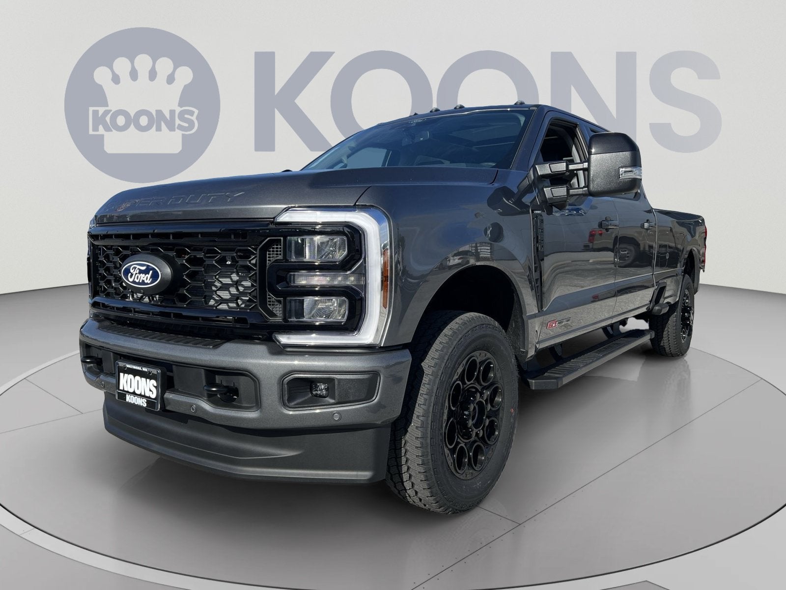 2027 Ford F-350SD Lariat