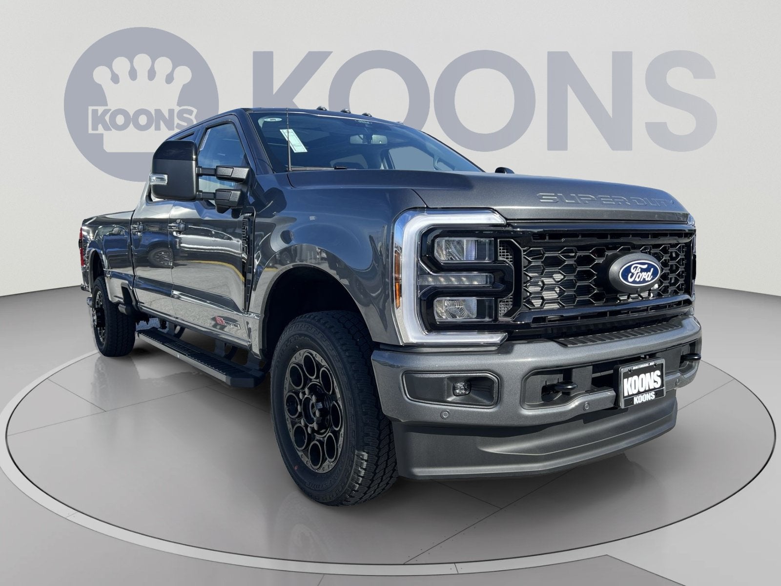 2027 Ford F-350SD Lariat